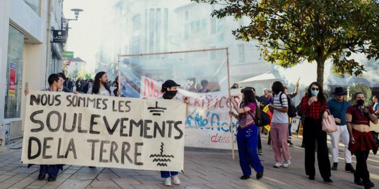 News Report: Violations of Freedom of Expression and Assembly in France 1 News Report: Violations of Freedom of Expression and Assembly in France