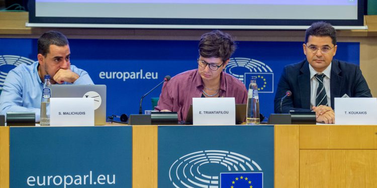 News Report: Widespread Restrictions, Surveillance, and Violations of Media Rights in Greece 1 News Report: Widespread Restrictions, Surveillance, and Violations of Media Rights in Greece