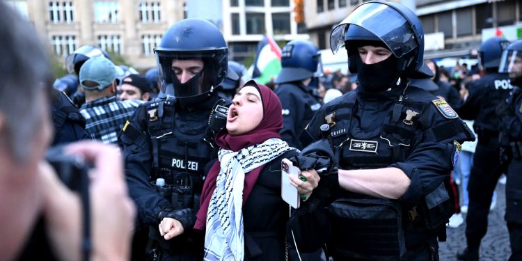 News Report: Restricting Opponents of the Israel Policies in Germany under Counterterrorism Laws 1 News Report: Restricting Opponents of the Israel Policies in Germany under Counterterrorism Laws