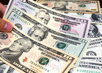 The Removal of Preferential Exchange Rates in Iran: A Critical Examination of an Inevitable yet Costly Reform 3 The Removal of Preferential Exchange Rates in Iran: A Critical Examination of an Inevitable yet Costly Reform