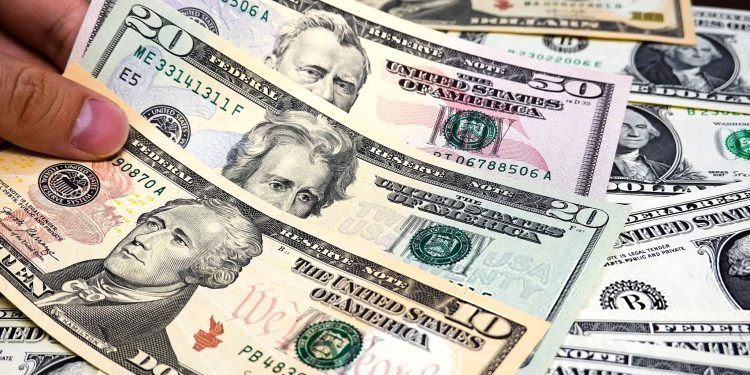 The Removal of Preferential Exchange Rates in Iran: A Critical Examination of an Inevitable yet Costly Reform 1 The Removal of Preferential Exchange Rates in Iran: A Critical Examination of an Inevitable yet Costly Reform